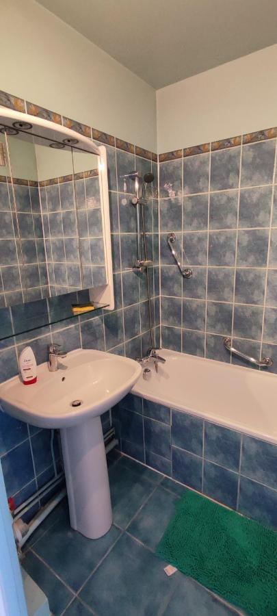 Beautiful & Cosy 3 Bedrooms Full Accommodation Ris-Orangis Bagian luar foto