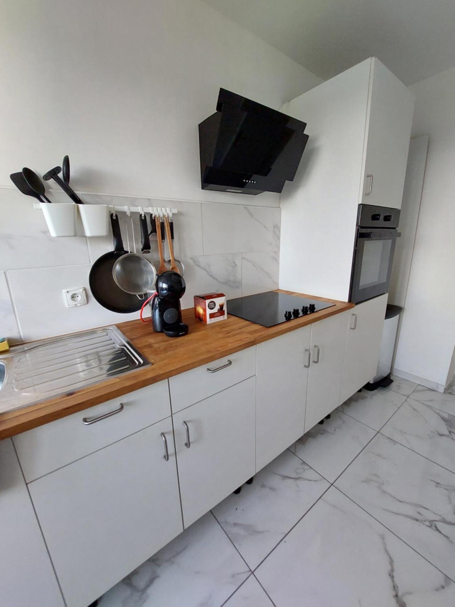 Beautiful & Cosy 3 Bedrooms Full Accommodation Ris-Orangis Bagian luar foto